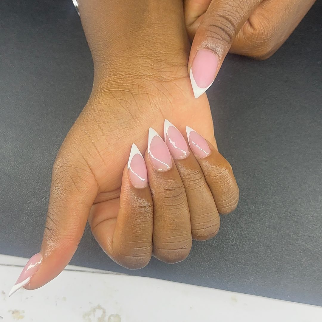 French stiletto rose et blanc — Black & Beauty Studio